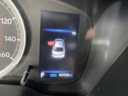 Used 2022 Toyota Corolla SE FWD image 11