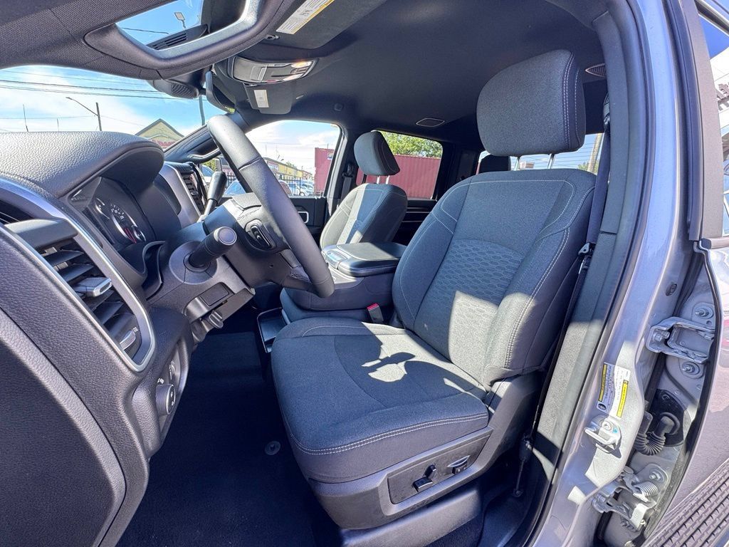 Used 2026 RAM 2500 Big Horn AWD/4WD image 14