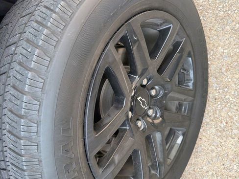 Used 2024 Chevrolet Silverado 1500 LT w/ Texas Edition Plus image 3