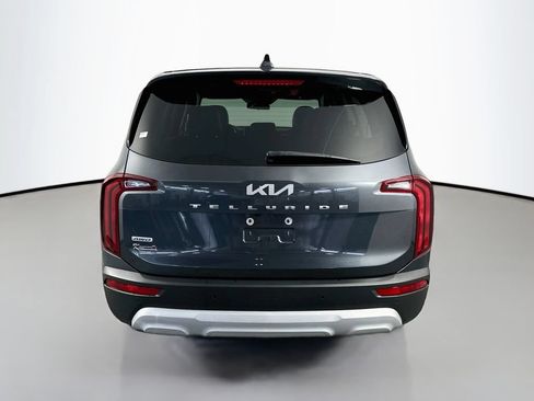 Used 2022 Kia Telluride LX AWD/4WD image 6