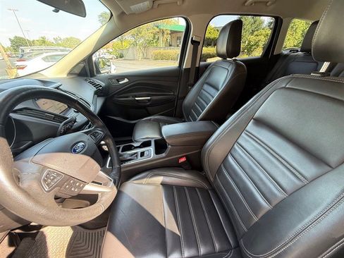 Used 2019 Ford Escape SEL AWD/4WD image 27