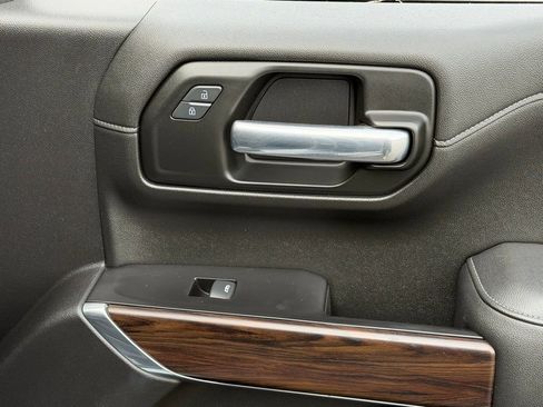 Used 2020 GMC Sierra 1500 SLT w/ SLT Premium Package image 37