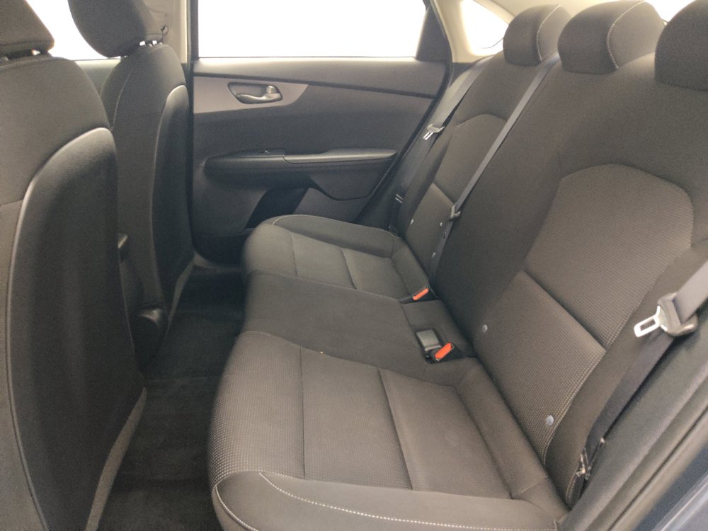 Used 2021 Kia Forte Sedan FWD image 18