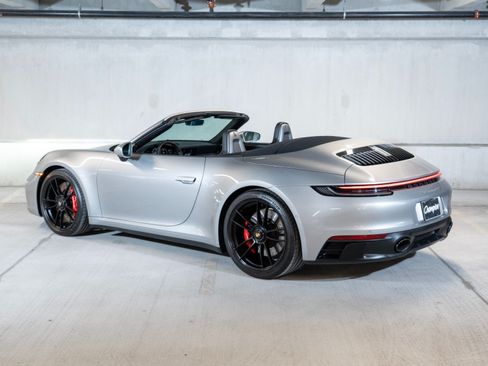 Certified 2022 Porsche 911 Cabriolet image 3