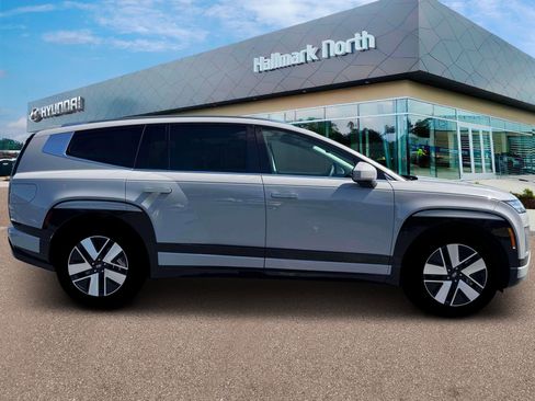 New 2026 Hyundai Ioniq 9 SEL image 9