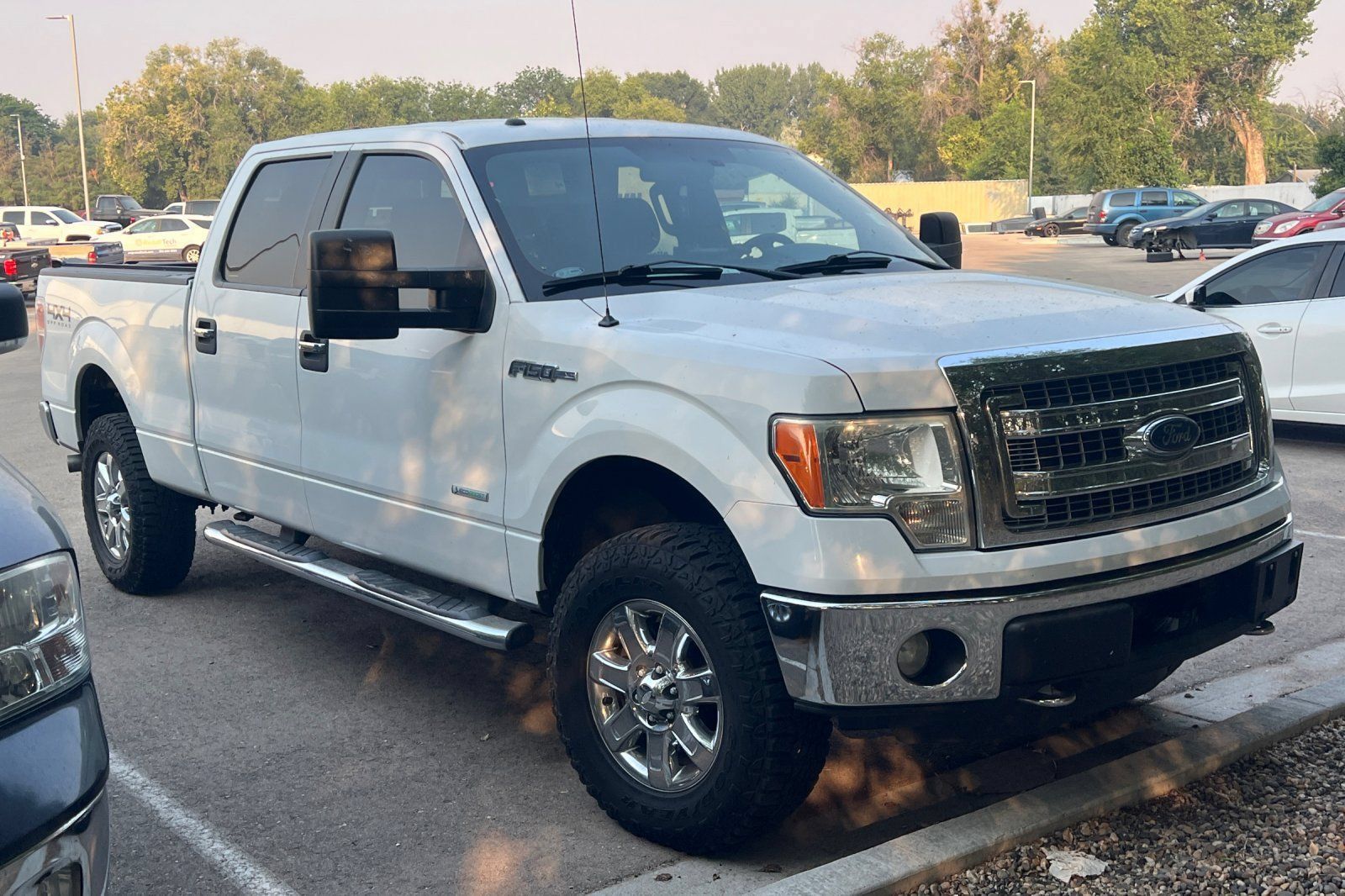 Used 2013 Ford F150 XLT w/ Luxury Equipment Group AWD/4WD image 2