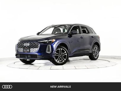 Used 2025 Audi Q5 Premium w/ Convenience Package