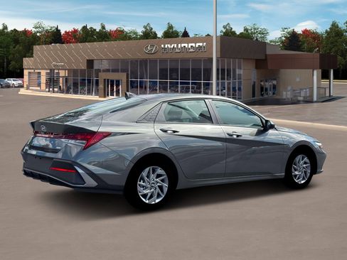 New 2026 Hyundai Elantra Hybrid w/ Cargo Package FWD image 8