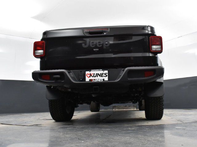 Used 2025 Jeep Gladiator Sport AWD/4WD image 43