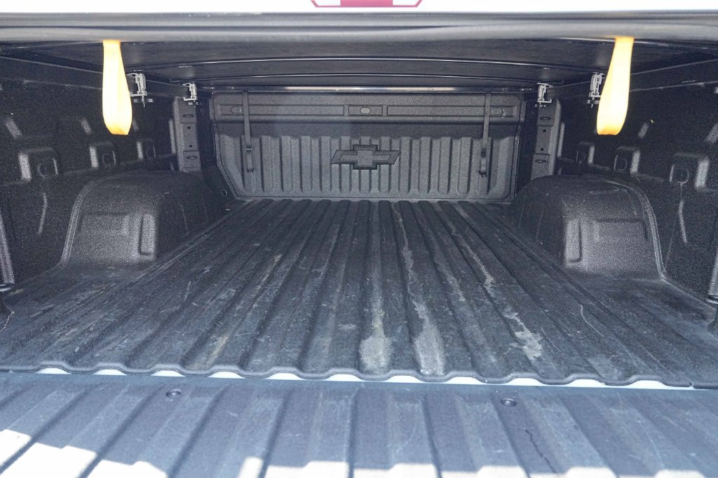 Used 2025 Chevrolet Silverado 1500 LT Trail Boss w/ Convenience Package II AWD/4WD image 16
