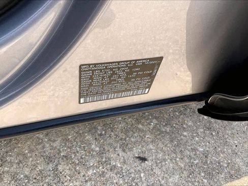 Used 2024 Volkswagen Atlas SE image 38