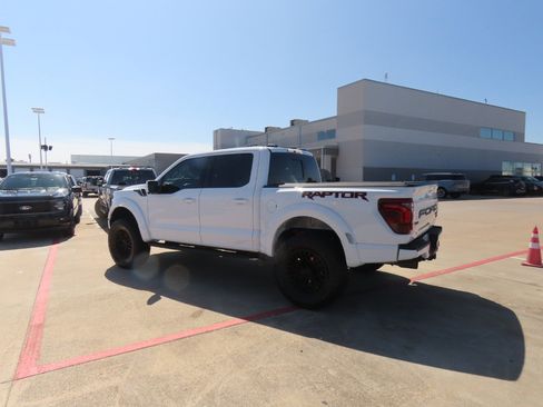 Used 2025 Ford F150 Raptor AWD/4WD image 16