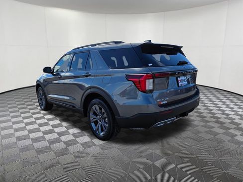 New 2026 Ford Explorer Active AWD/4WD image 5