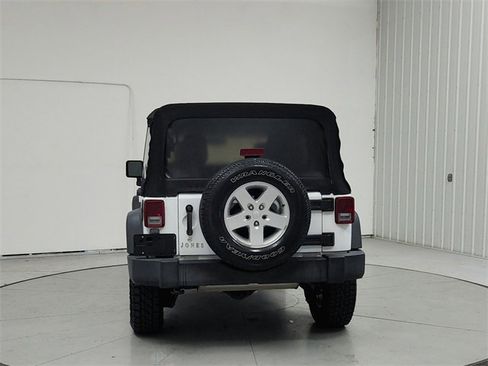 Used 2018 Jeep Wrangler Unlimited Sport S image 6