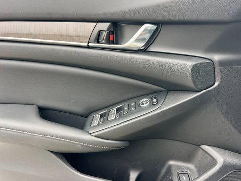 Used 2022 Honda Accord Sport image 12