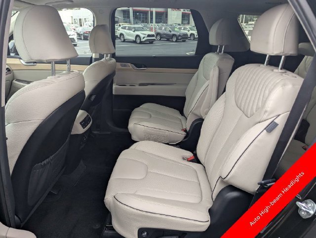 Used 2025 Hyundai Palisade Limited FWD image 8
