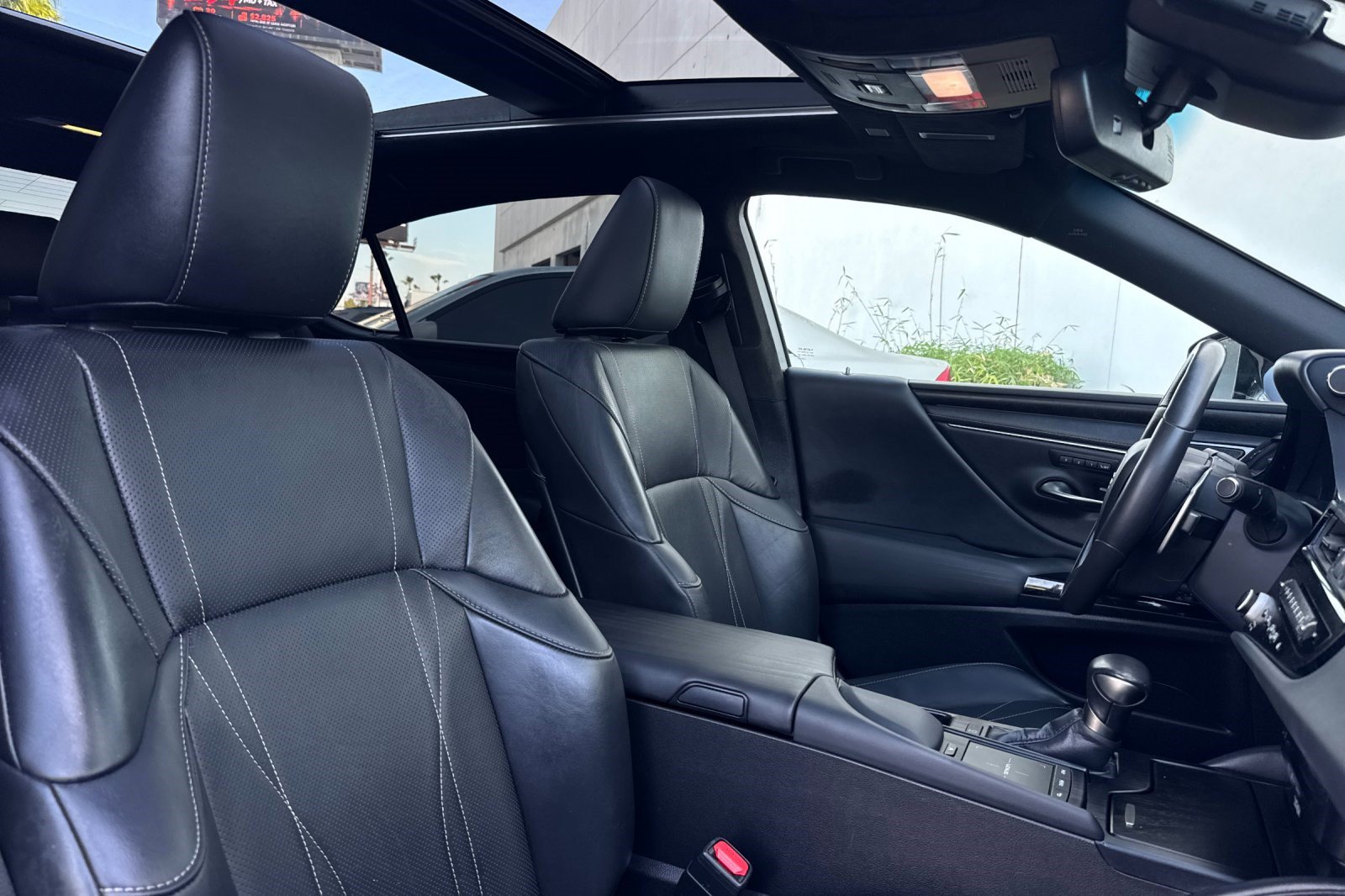Used 2022 Lexus ES 350 w/ Accessory Package FWD image 27