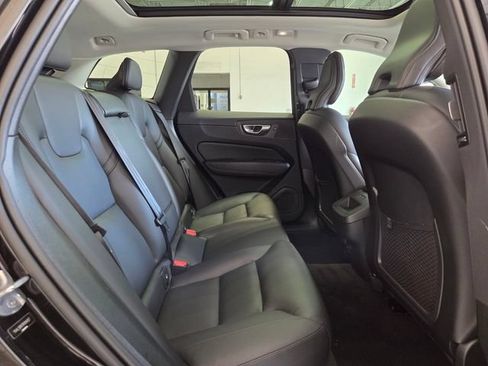 Certified 2024 Volvo XC60 B5 Core w/ Climate Package AWD/4WD image 23