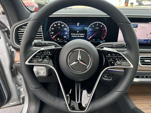 New 2025 Mercedes-Benz GLE 450 4MATIC image 15