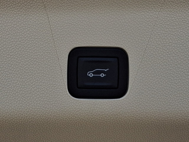 Used 2025 Cadillac Escalade Sport Platinum AWD/4WD image 28