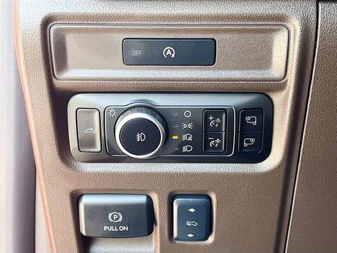 Used 2025 Ford F150 King Ranch w/ FX4 Off-Road Package AWD/4WD image 10