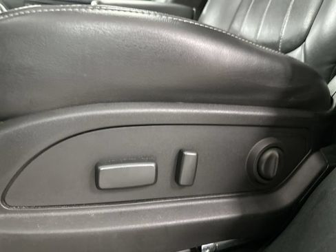 Used 2017 Chevrolet Traverse Premier AWD/4WD image 12