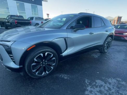 Used 2024 Chevrolet Blazer EV RS image 5