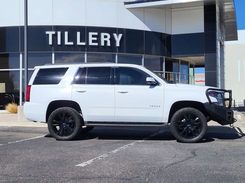 Used 2017 Chevrolet Tahoe LT image 1