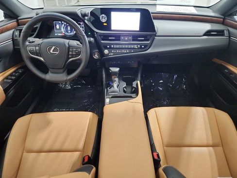 Used 2024 Lexus ES 350 Premium image 7