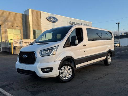 Used 2023 Ford Transit 350 XLT RWD image 17