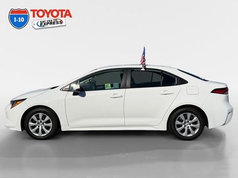 Certified 2024 Toyota Corolla LE image 2
