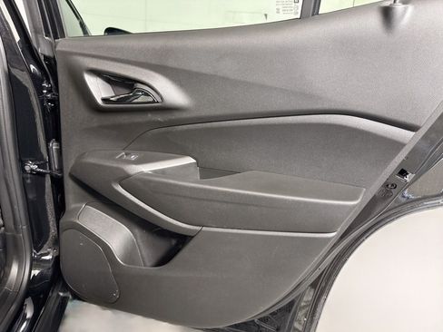 Used 2024 Chevrolet Trax LS w/ LS Convenience Package FWD image 27