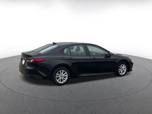 Used 2025 Toyota Camry LE image 15