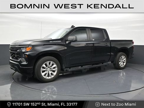 Used 2022 Chevrolet Silverado 1500 Custom RWD image 1