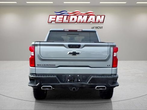Used 2023 Chevrolet Silverado 1500 LT Trail Boss w/ LT Trail Boss Premium Package AWD/4WD image 4