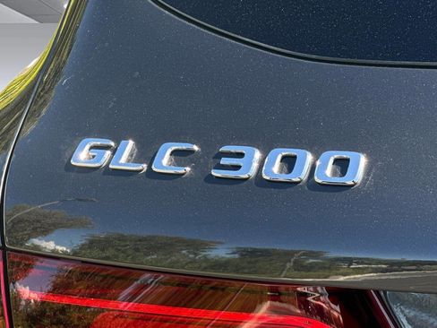 Used 2022 Mercedes-Benz GLC 300 image 19