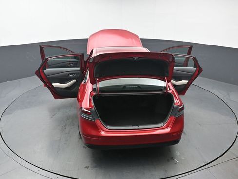 Certified 2023 Honda Accord EX image 47