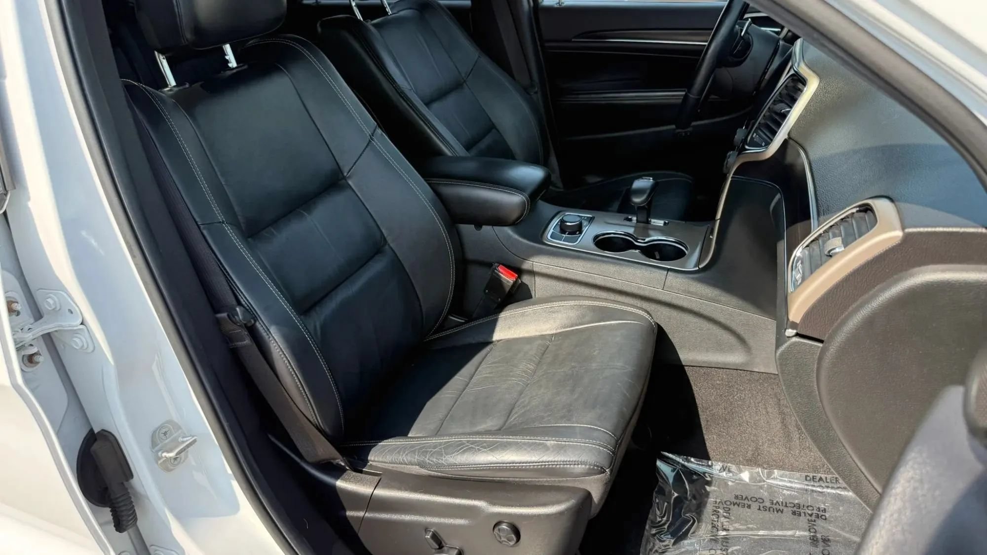 Used 2014 Jeep Grand Cherokee Limited AWD/4WD image 31