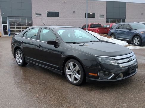 Used 2010 Ford Fusion Sport image 2