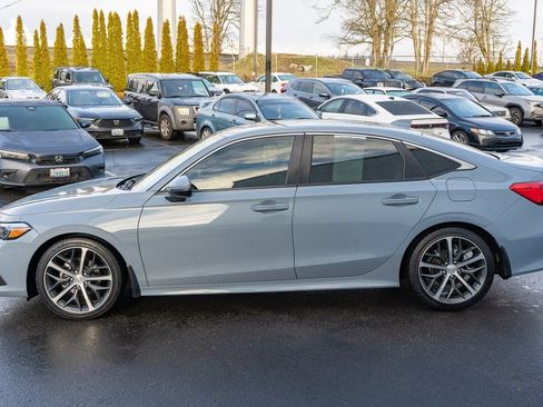 Certified 2024 Honda Civic Touring image 8