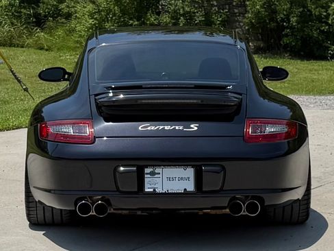 Used 2006 Porsche 911 Carrera S RWD image 6