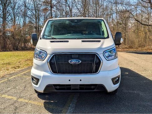 Used 2023 Ford Transit 350 XLT RWD image 2