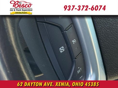 Used 2017 Chevrolet Traverse LT FWD image 12