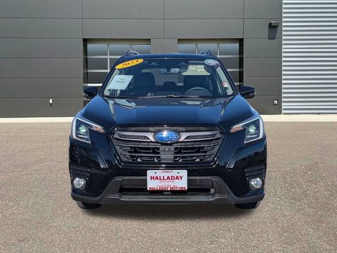Used 2023 Subaru Forester Limited AWD/4WD image 2
