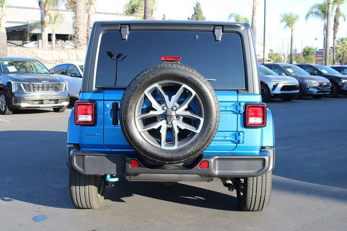 Used 2024 Jeep Wrangler Unlimited AWD/4WD image 31