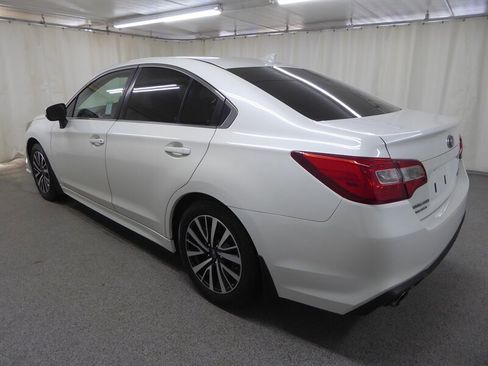 Used 2019 Subaru Legacy 2.5i Premium image 4