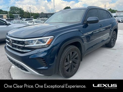 Used 2023 Volkswagen Atlas Cross Sport SE FWD image 1
