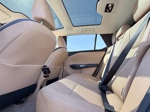 Used 2023 Lexus RZ 450e Premium image 36