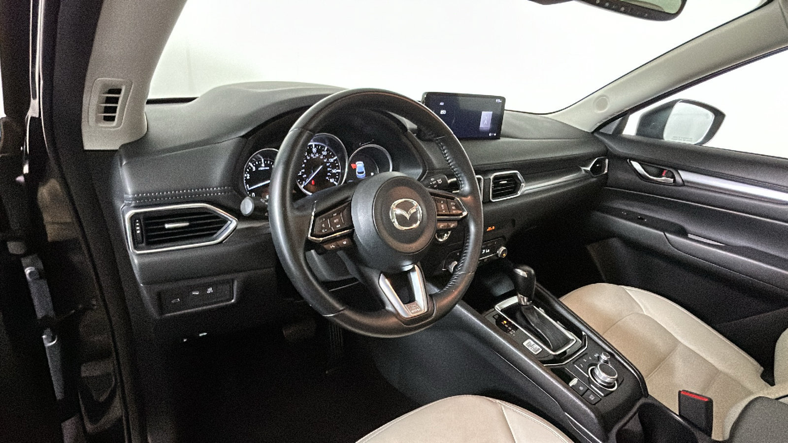 Used 2025 MAZDA CX-5 AWD 2.5 S w/ Preferred Package image 16