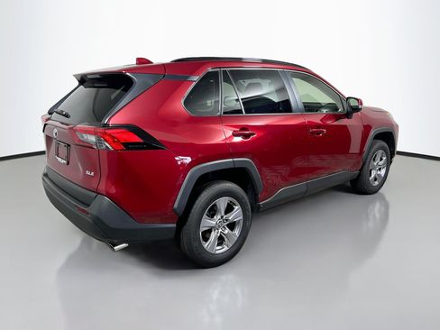 Used 2025 Toyota RAV4 XLE FWD image 4